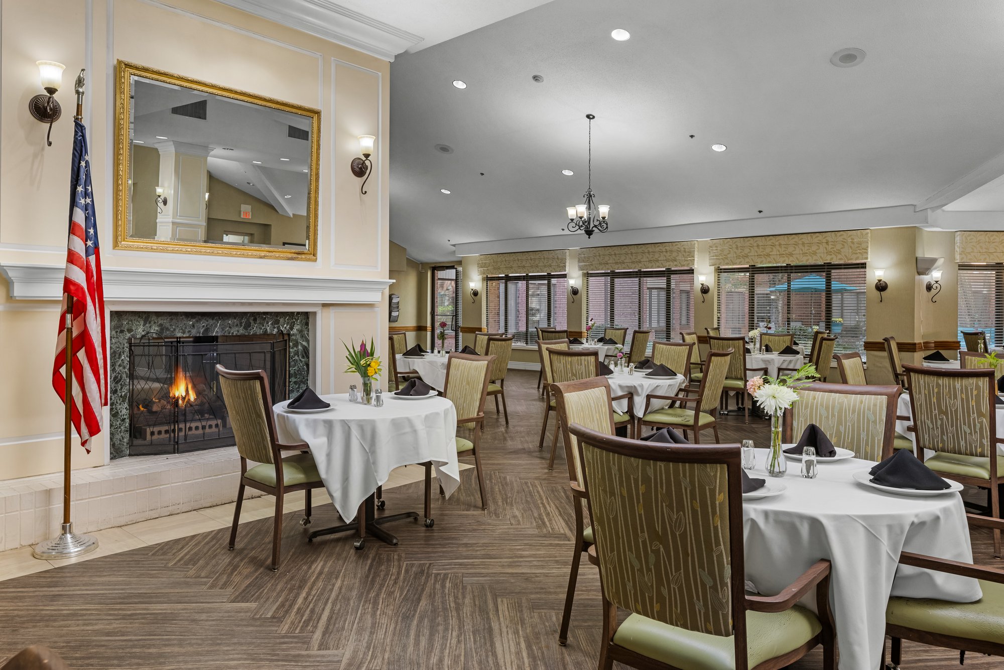 Independence-Village-of-Olde-Raleigh-IV-013 Dining by Fireplace-1